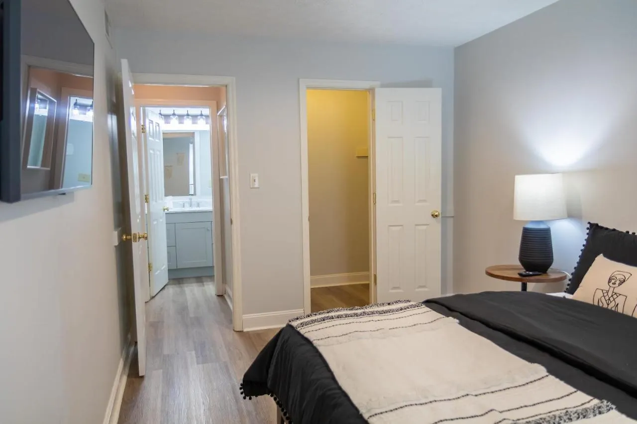 2 Bedroom In The Heart Of Columbus United States