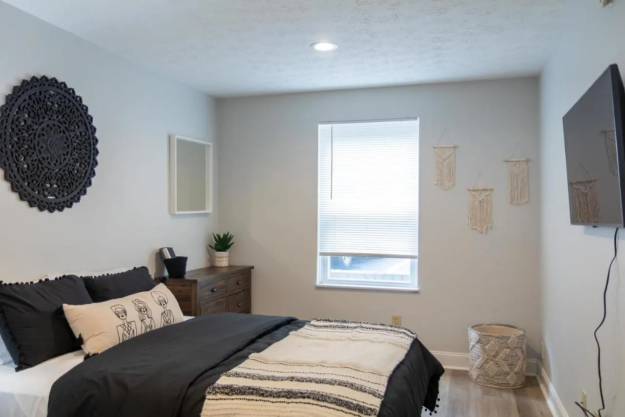 2 Bedroom In The Heart Of Columbus 0*,